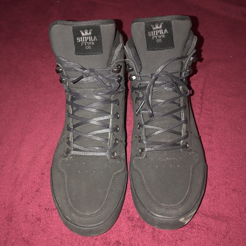 Black Supra hightops